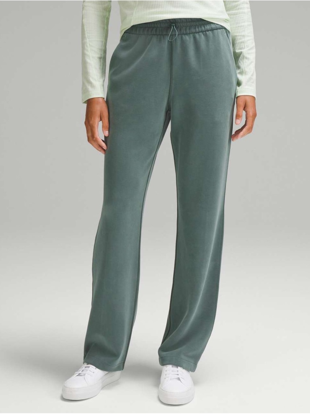 Lululemon Softstreme High-Rise Pant (Full Length) in dark forest